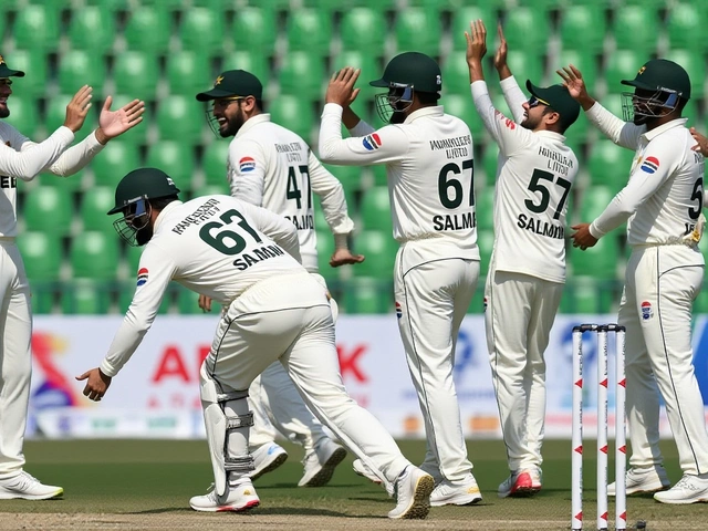 Pakistan Beats South Africa by 4 Wickets in Lahore to Win T20I Series 2-1